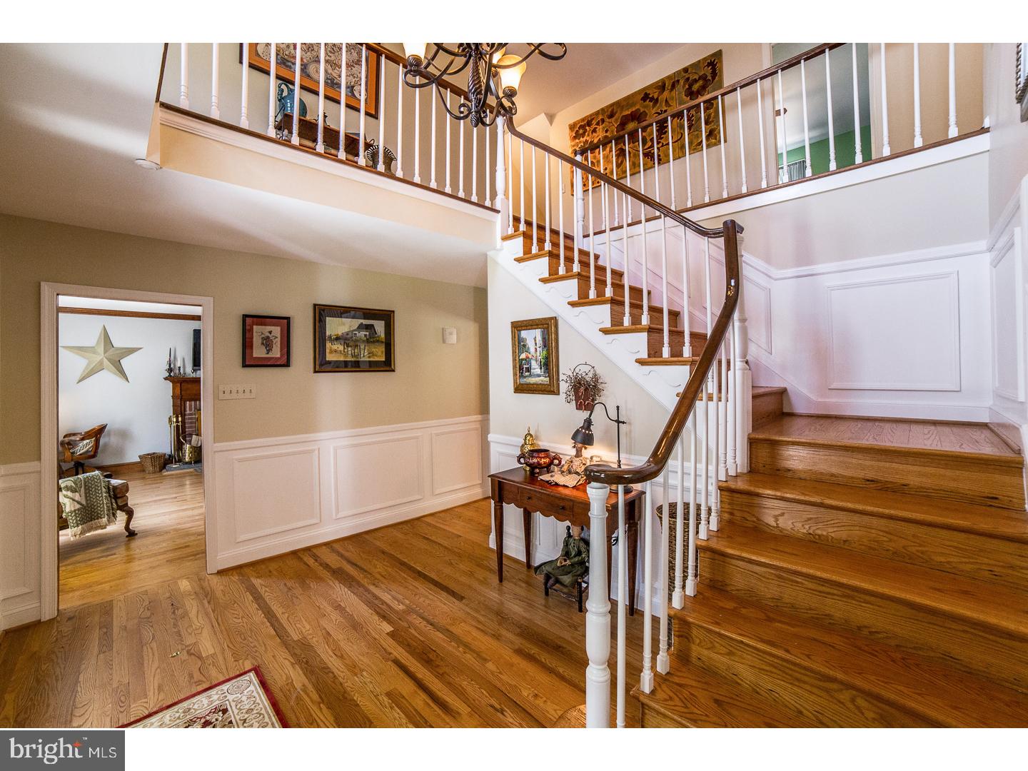 309 Plymouth Road Ambler, PA 19002 - Photo 4 of 25 Foyer