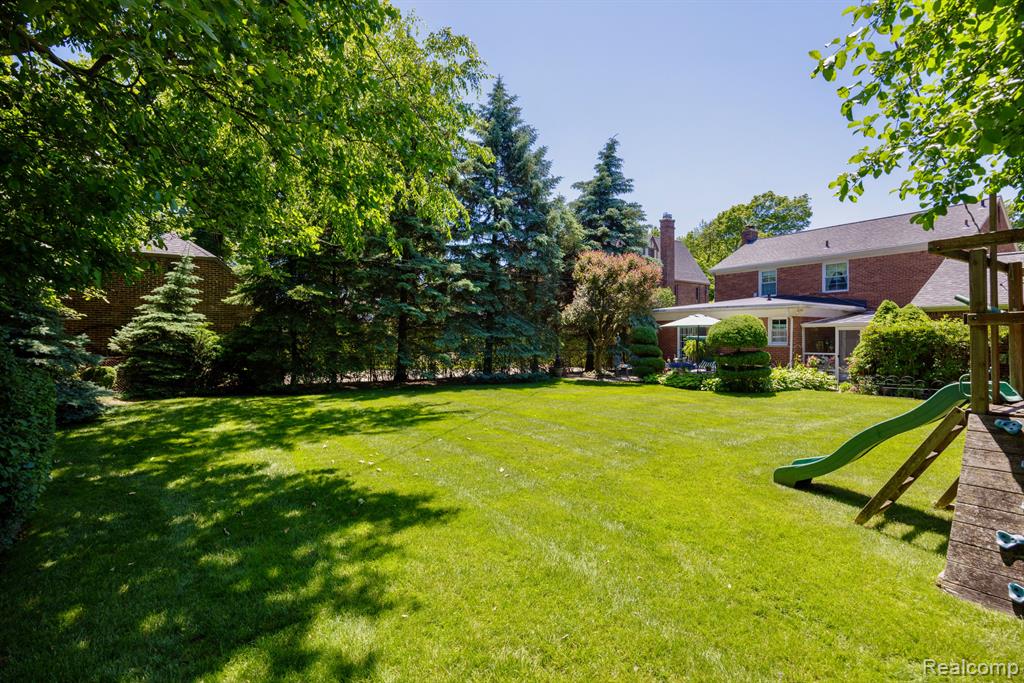 1020 Yorkshire Road Grosse Pointe Park, MI 48230 - Photo 55 of 83