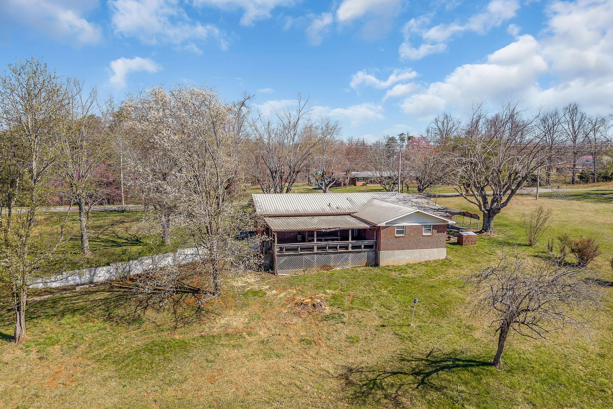 5373 Village Road Cookeville, TN 38506 - Photo 4 of 44 Gallery Image 4