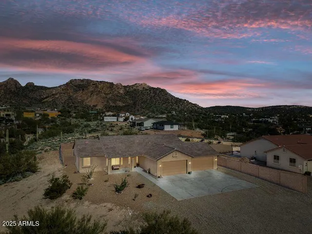 $824,900 | 86 East Moon Vista Street, Apache Junction, AZ 85119