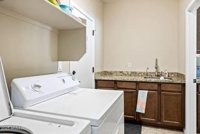 $824,900 | 86 East Moon Vista Street, Apache Junction, AZ 85119