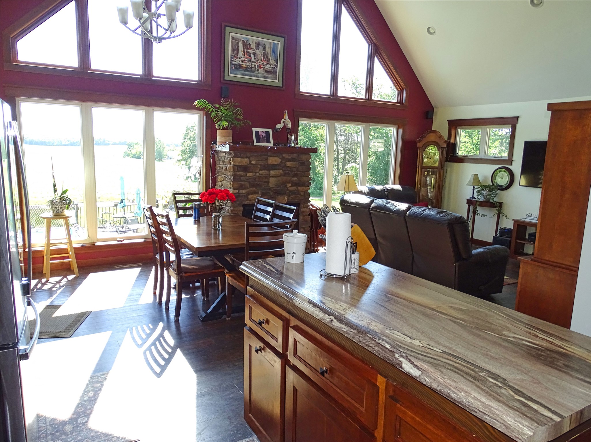 E560 Cedar Road Eau Claire, WI 54701 - Photo 21 of 40