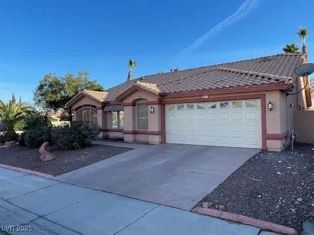 $2,550 | 9011 West Viking Road, Las Vegas, NV 89147