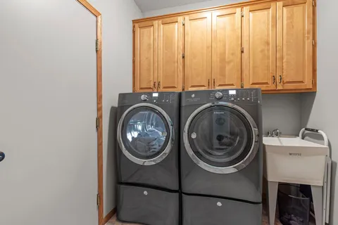 $475,000 | 112021 Hidden Creek Place, Chaska, MN 55318