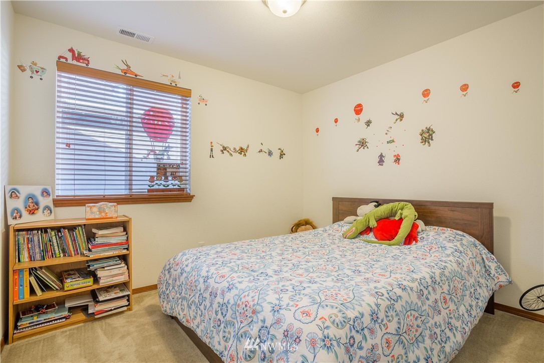 3203 172 Street Southeast Bothell, WA 98012 - Photo 11 of 16