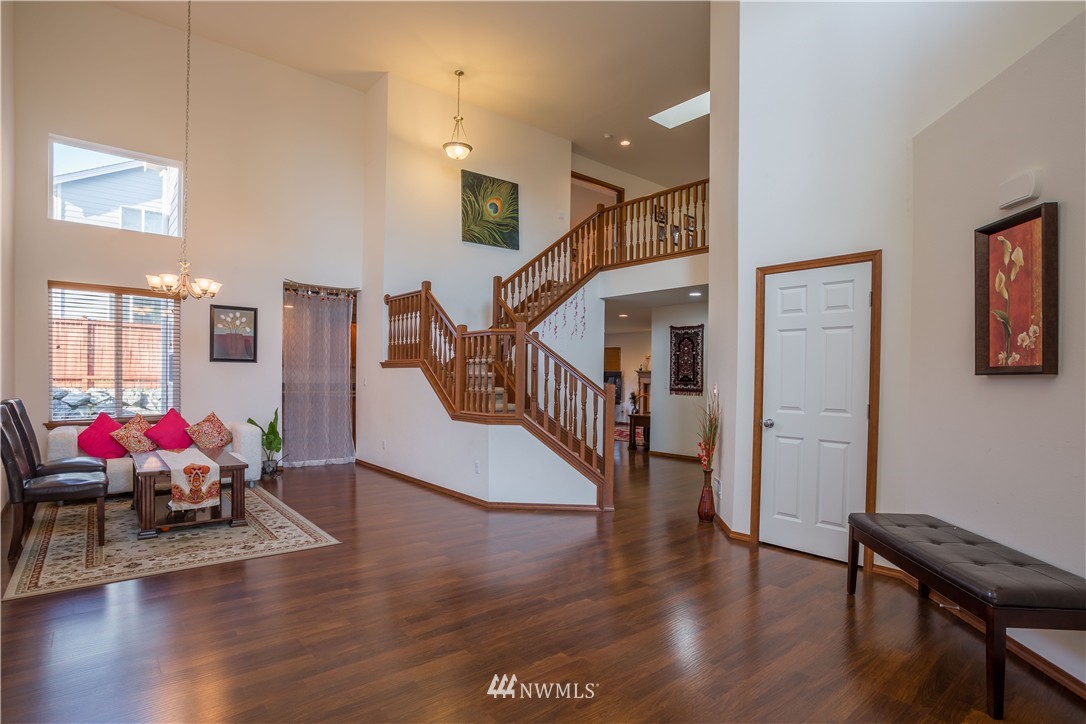 3203 172 Street Southeast Bothell, WA 98012 - Photo 3 of 16