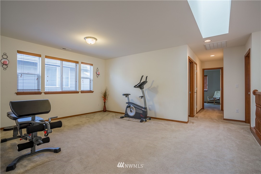 3203 172 Street Southeast Bothell, WA 98012 - Photo 8 of 16