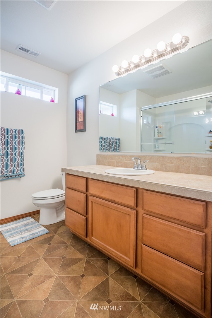 3203 172 Street Southeast Bothell, WA 98012 - Photo 10 of 16