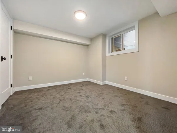 $5,800 | 705 Kentucky Avenue Southeast, Washington, DC 20003