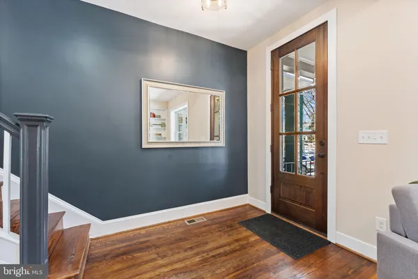 $5,800 | 705 Kentucky Avenue Southeast, Washington, DC 20003