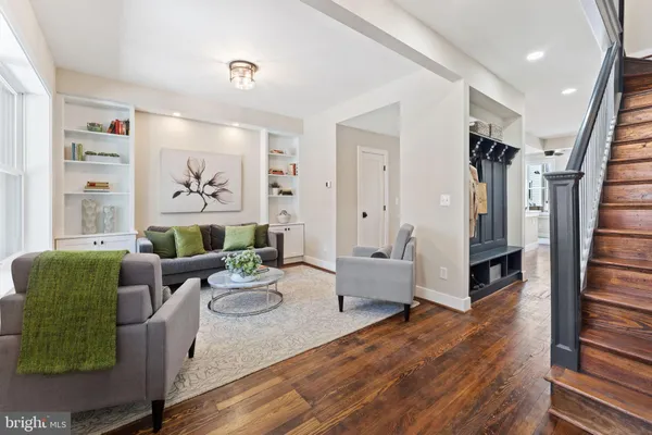 $5,800 | 705 Kentucky Avenue Southeast, Washington, DC 20003