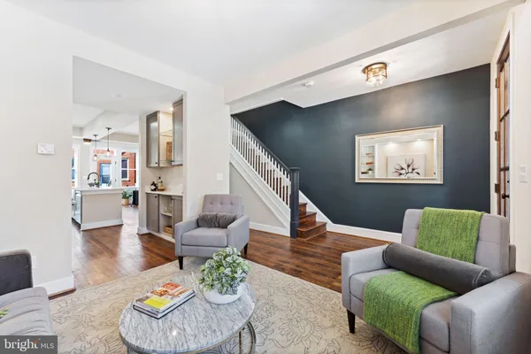 $5,800 | 705 Kentucky Avenue Southeast, Washington, DC 20003