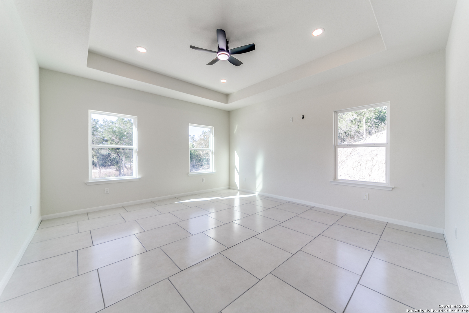 2962 Contour Drive Spring Branch, TX 78070 - Photo 18 of 26 a view of an empty room with a window