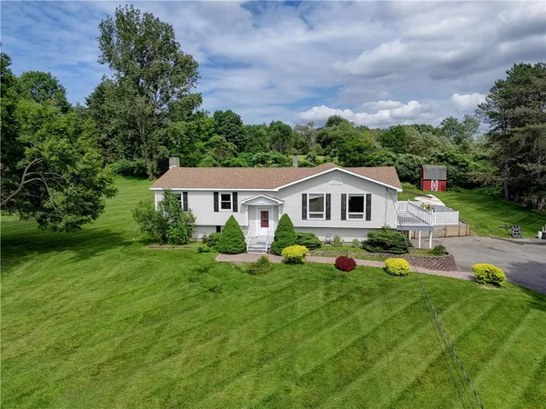 $350,000 | 1566 Tracy Drive, Spafford, NY 13152