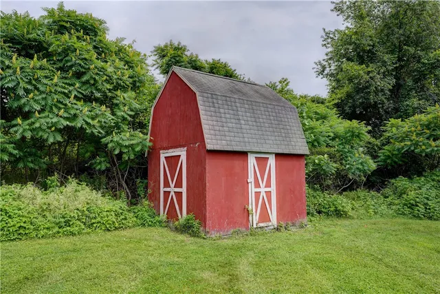 $379,000 | 1566 Tracy Drive, Spafford, NY 13152