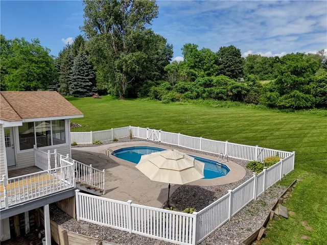 $379,000 | 1566 Tracy Drive, Spafford, NY 13152