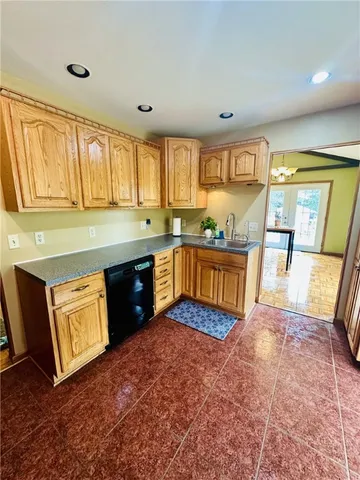 $379,000 | 1566 Tracy Drive, Spafford, NY 13152