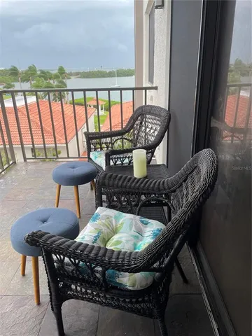 $2,000 | 6295 Bahia Del Mar Circle, Unit 405, St. Petersburg, FL 33715