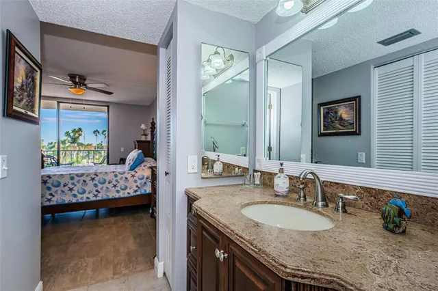 $2,000 | 6295 Bahia Del Mar Circle, Unit 405, St. Petersburg, FL 33715