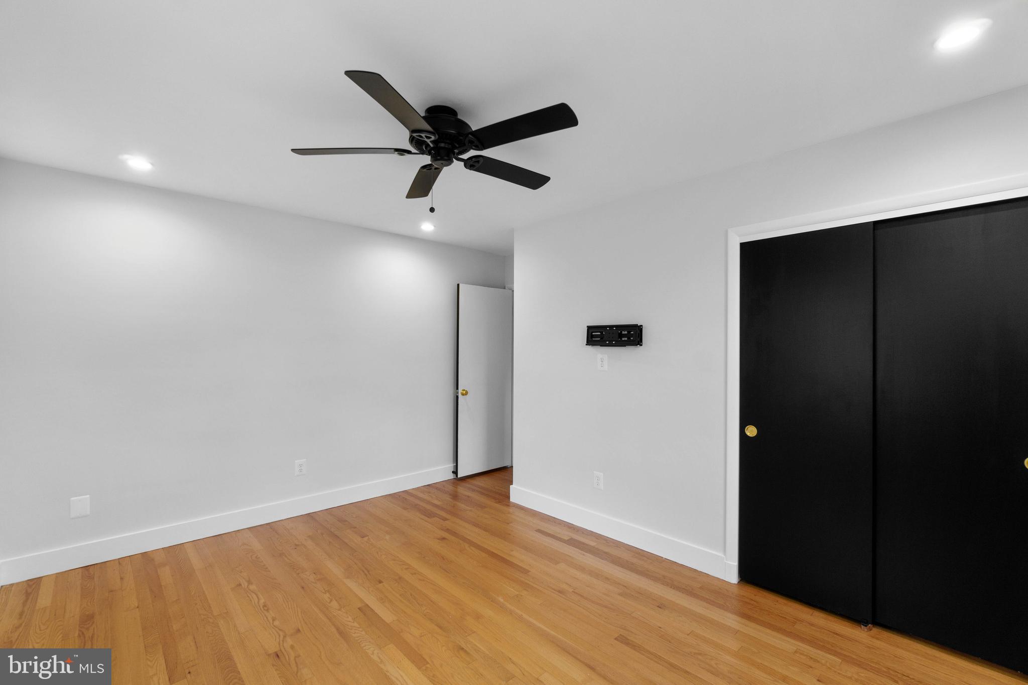 3926 Hawthorne Road Ellicott City, MD 21042 - Photo 20 of 36 Bedroom