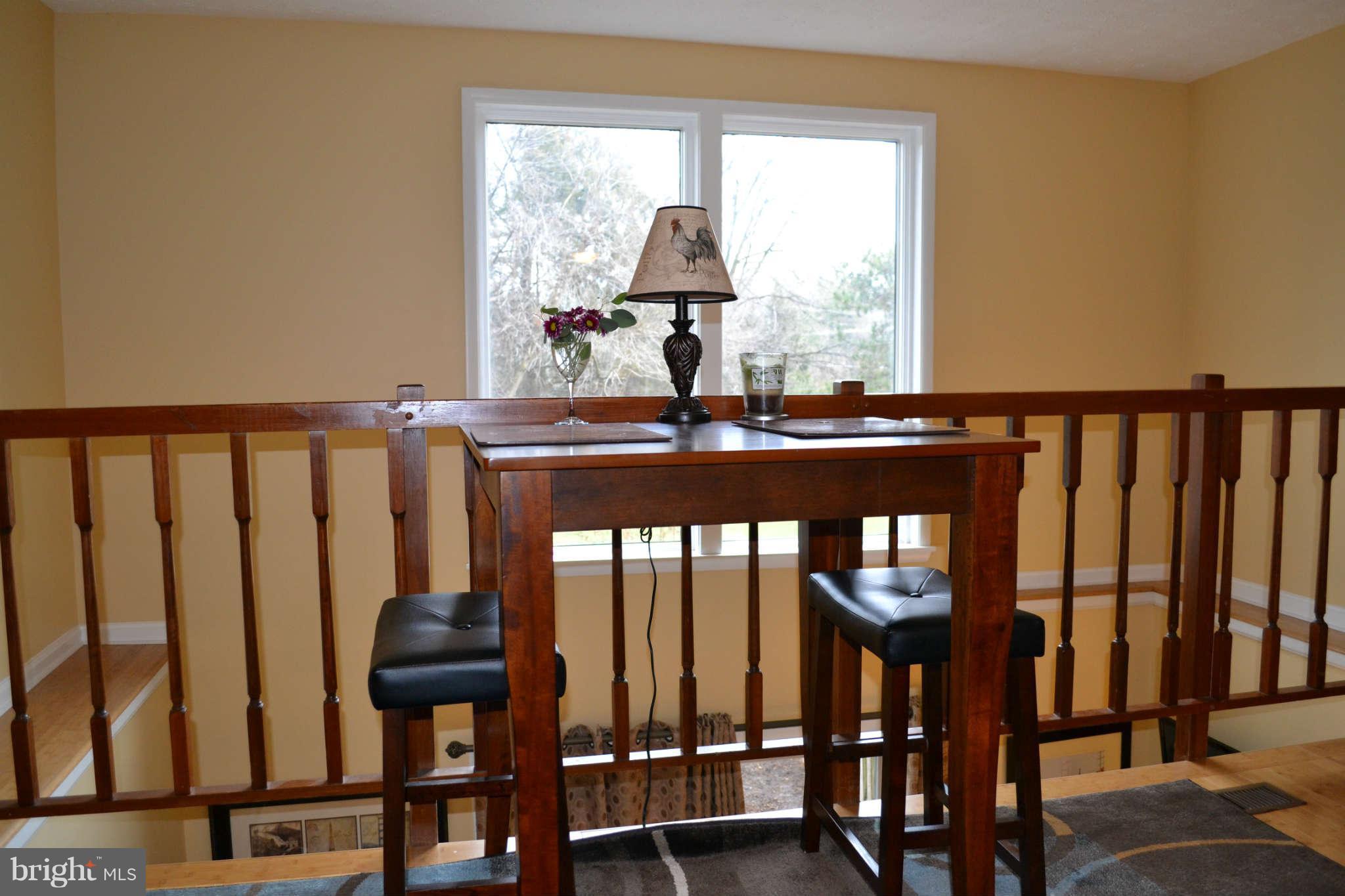 12124 Purple Sage Court Reston, VA 20194 - Photo 8 of 23 Living Room
