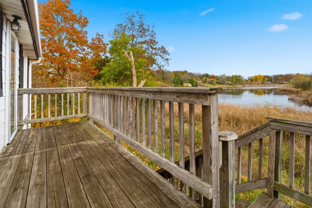 $1,800 | W6705 North Lakeshore Circle, Sugar Creek, WI 53121