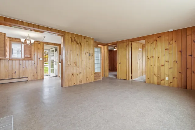 $1,800 | W6705 North Lakeshore Circle, Sugar Creek, WI 53121