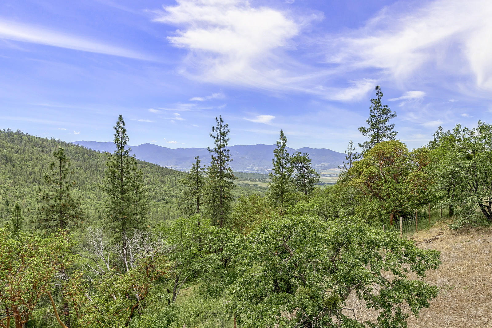 6610 Hillcrest Road Medford, OR 97504 - Photo 53 of 73