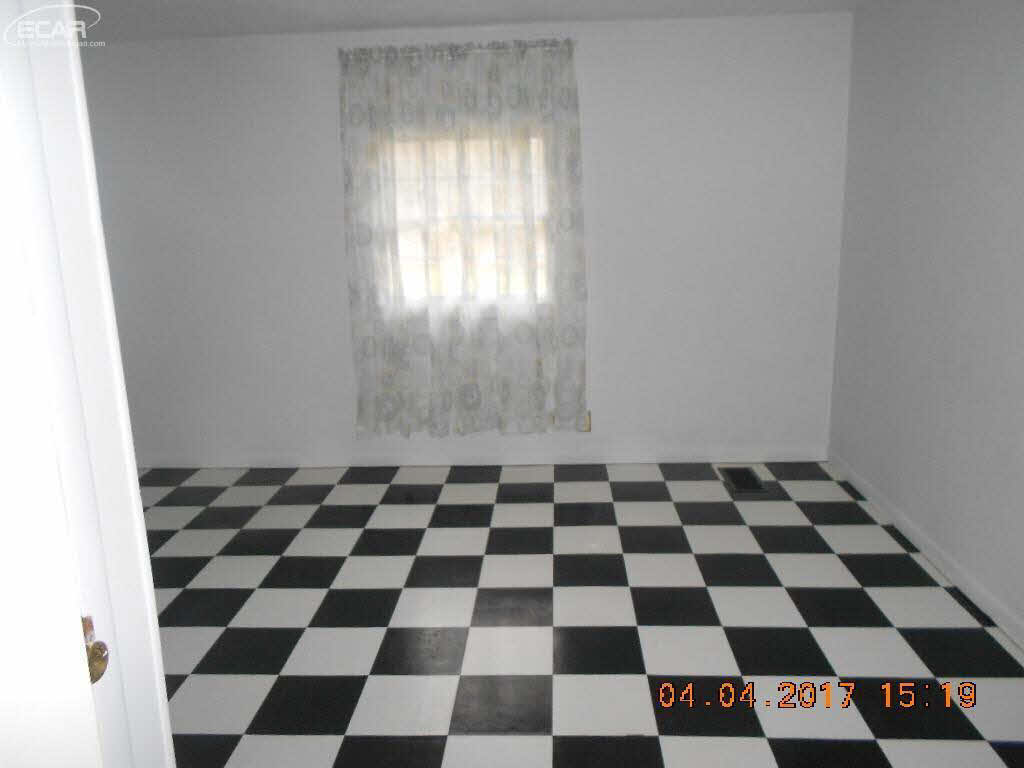 12184 Morrish Road Clio, MI 48420 - Photo 17 of 31 21279317-16.JPG