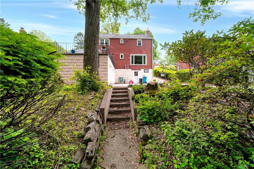 166 Spring Grove Road Pittsburgh, PA 15235 - Photo 36 of 41