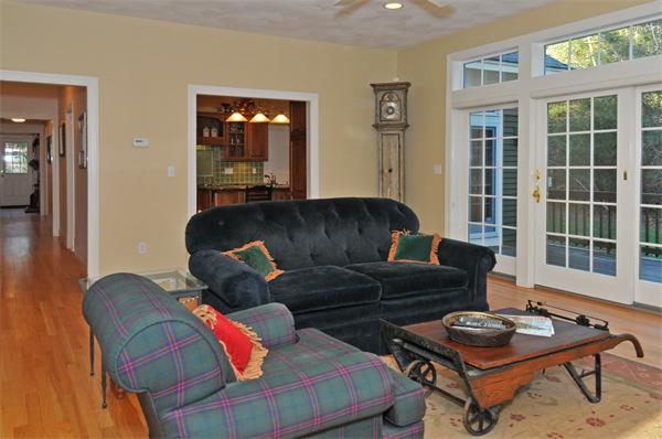 19 Coppermine Road Topsfield, MA 01983 - Photo 12 of 27 Gallery Image 12