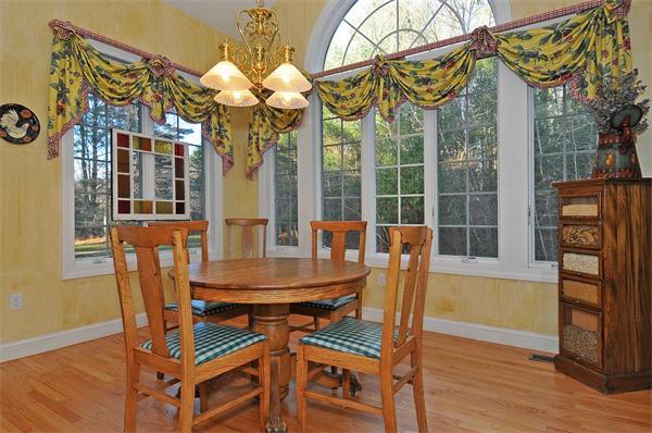 19 Coppermine Road Topsfield, MA 01983 - Photo 15 of 27 Gallery Image 15