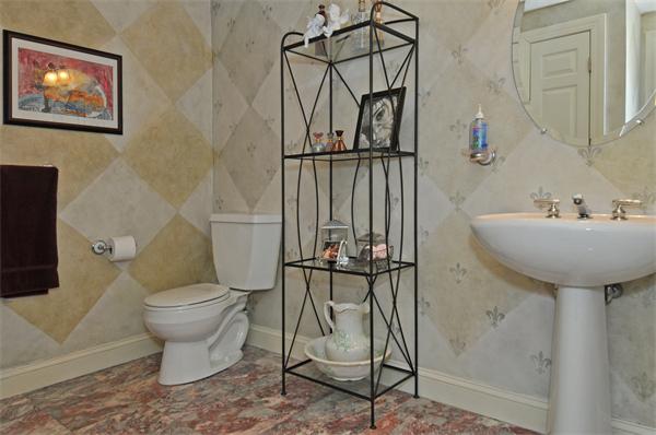 19 Coppermine Road Topsfield, MA 01983 - Photo 17 of 27 Gallery Image 17