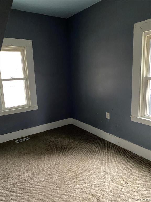 4516 Railroad Road Attica, MI 48412 - Photo 4 of 9 Gallery Image 4