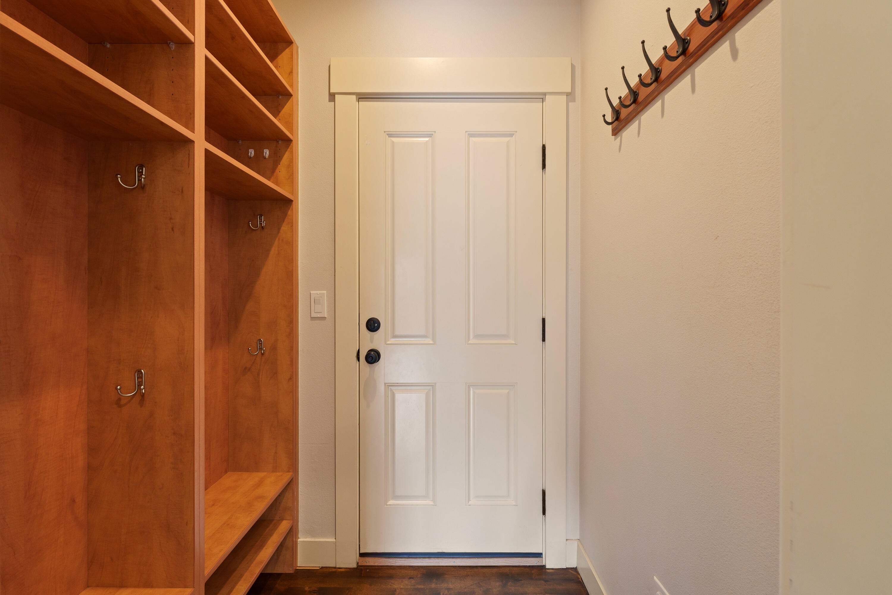 61461 Linton Loop Bend, OR 97702 - Photo 14 of 49 DSC01889