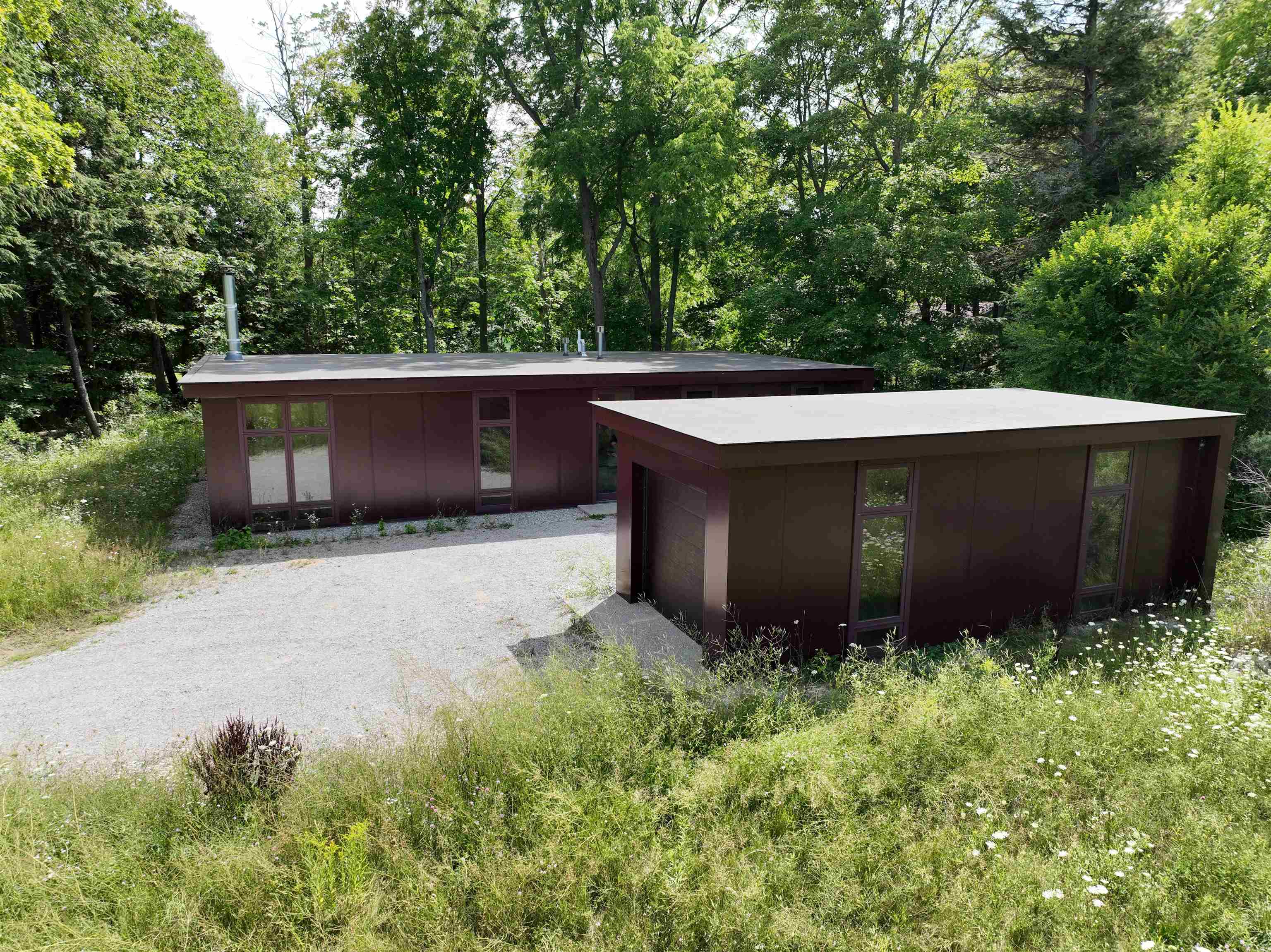 626 North Thunder Road Northport, MI 49670 - Photo 6 of 58 1947038-e7607da2-d78e-4054-b1f7-69fc9402a2f3.JPG