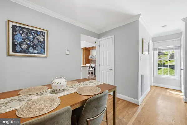 $735,000 | 2556 South Arlington Mill Drive, Unit 3, Arlington, VA 22206