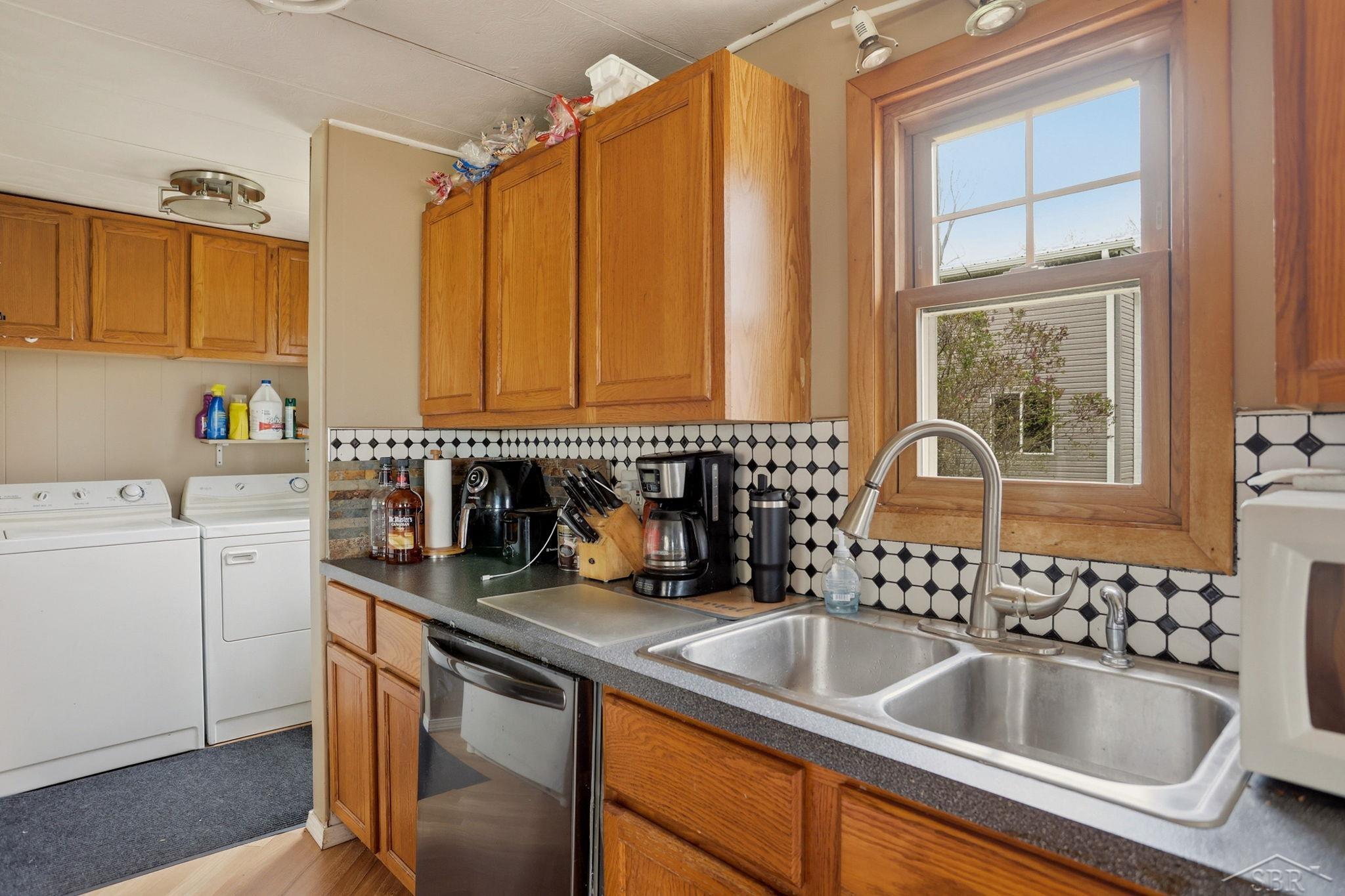 200 Sunrise Road Bay City, MI 48706 - Photo 15 of 49