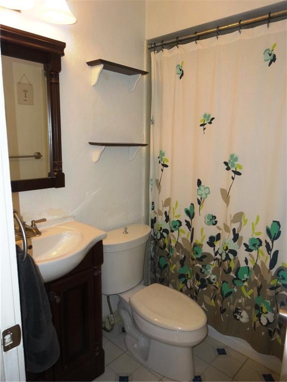 924 Harvard Road Monroeville, PA 15146 - Photo 6 of 25 Gallery Image 6