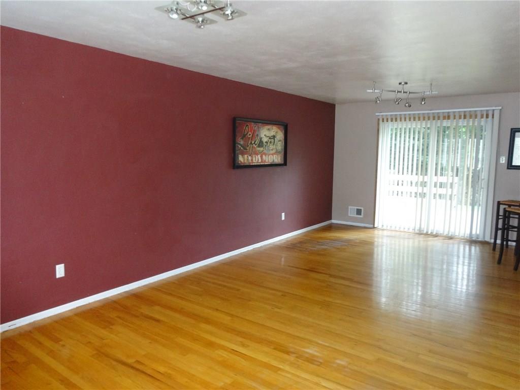 924 Harvard Road Monroeville, PA 15146 - Photo 7 of 25 Gallery Image 7