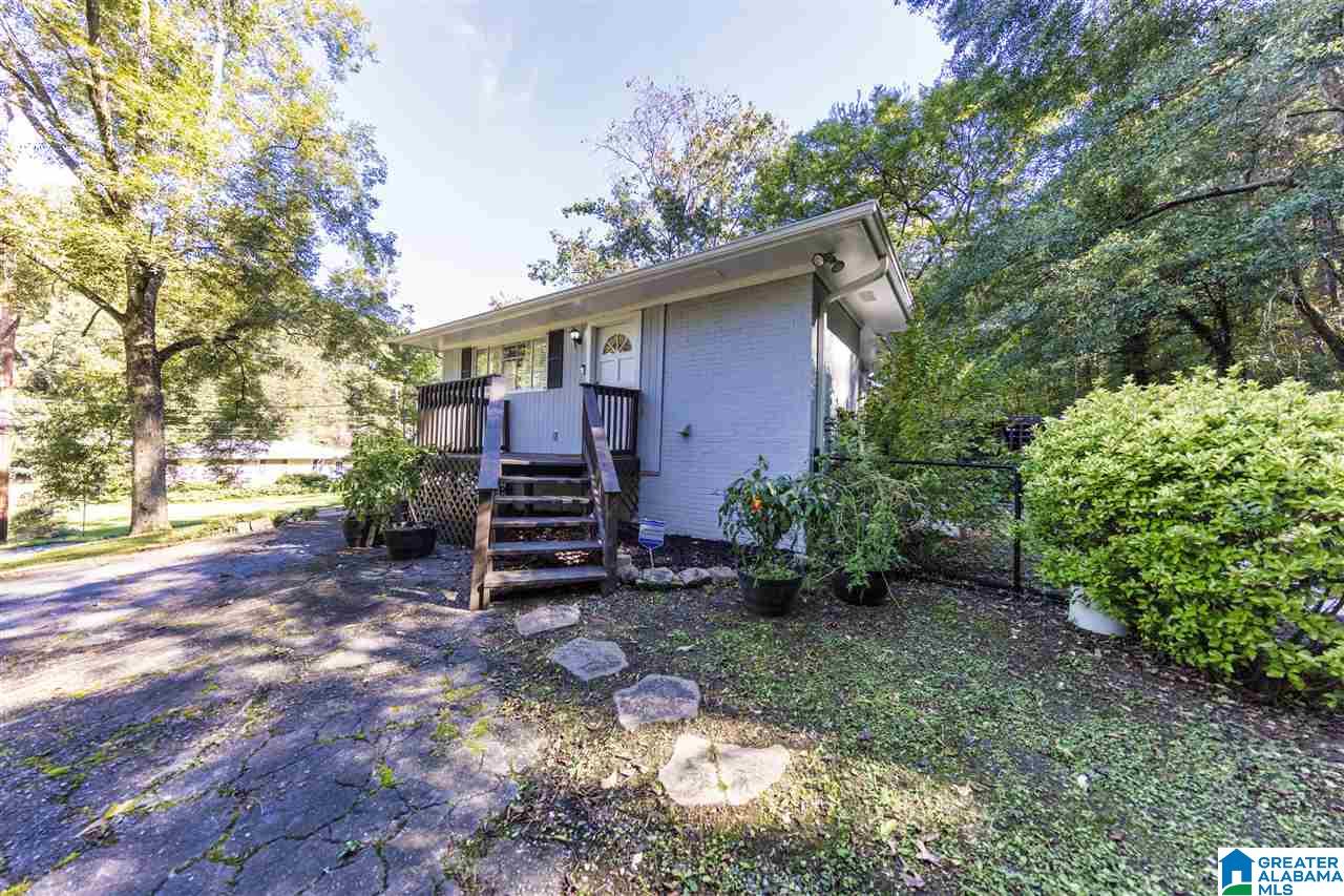 1513 Cresthill Road Birmingham, AL 35213 - Photo 4 of 31