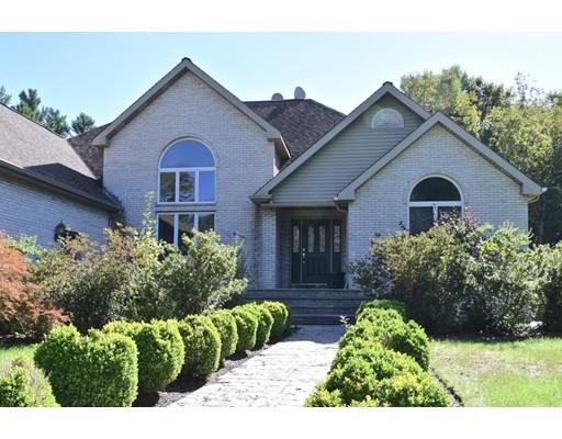 163 Gammons Road Acushnet, MA 02743 - Photo 2 of 22 a front view of a house with a yard