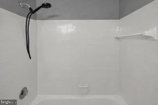 $2,300 | 610 Timber Creek Road, Clementon, NJ 08021
