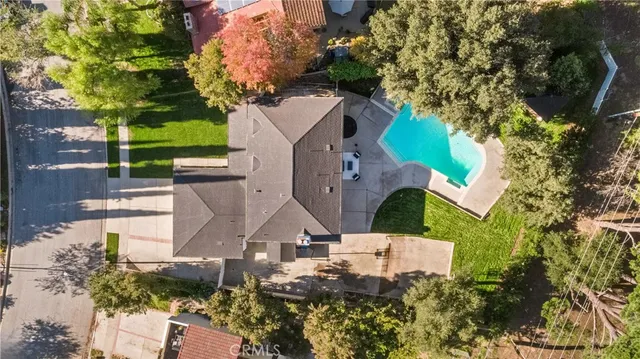 $1,850,000 | 5340 Edgeware Drive, Calabasas, CA 91301