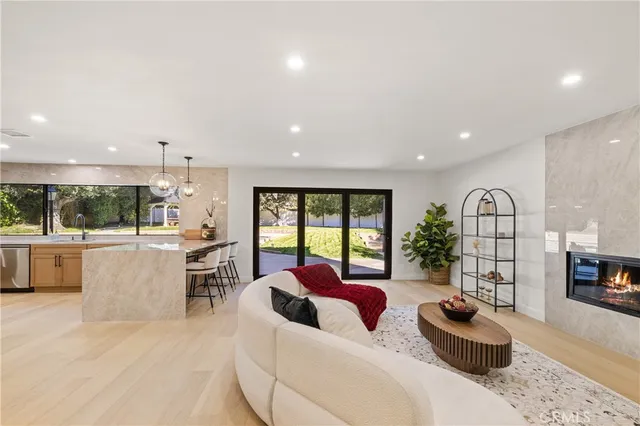 $1,850,000 | 5340 Edgeware Drive, Calabasas, CA 91301
