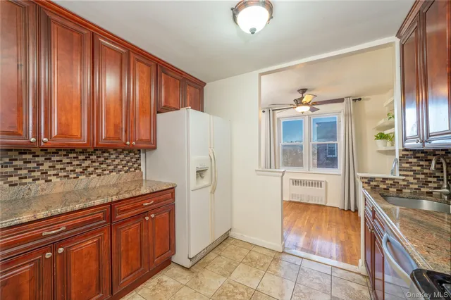 $275,000 | 495 Odell Avenue, Unit 8R, Yonkers, NY 10703