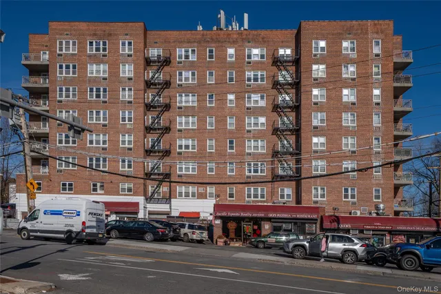 $275,000 | 495 Odell Avenue, Unit 8R, Yonkers, NY 10703