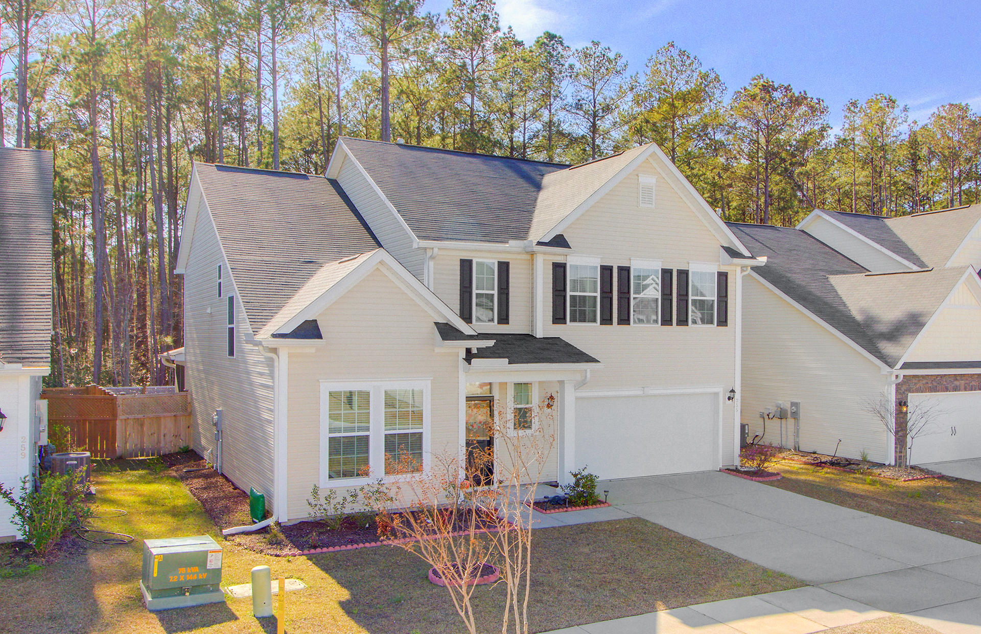 255 Spectrum Road Summerville, SC 29486 - Photo 2 of 32 2