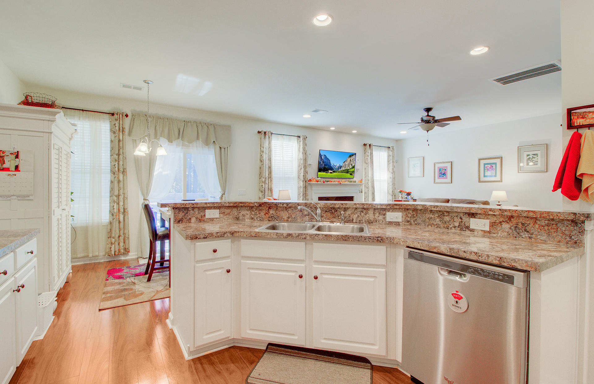 255 Spectrum Road Summerville, SC 29486 - Photo 12 of 32 12