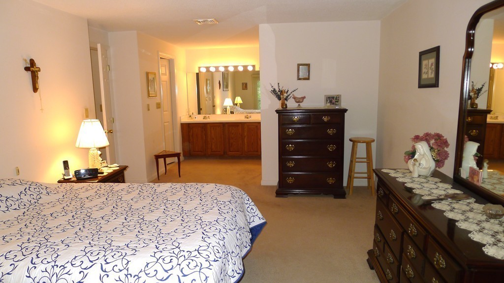 9 Ledgewood Way, Unit 6 Peabody, MA 01960 - Photo 22 of 30